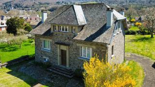 La maison Hortensias Vic-Sur-Cère - 6pers - 9
