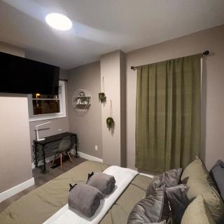Chic Oasis 1 Miles from DWTN - Columbus - 1