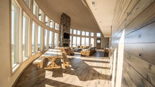 East Cabin- Yellowstone Family Retreat- Sled Hill - 2