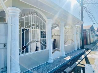 NEW Vacation home with a swimming pool and barbecue area - Tela - 6