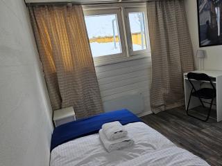 Øksfjord Hotel Norway - - 3