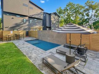 NEW Modern Multi-Level Home PoolTable & Rooftop - Nashville - 8