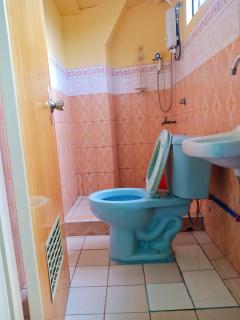 Indigenous Inn & HandiCrafts - Sampong - 6