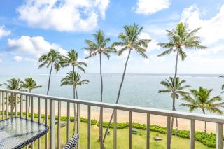 Amazing 7th floor Beachfront Condo - 7