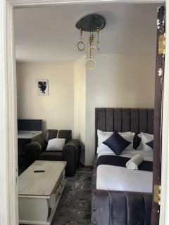 Sahel Executive Studio apartment with separate kitchen and bathroom in another section from the main room for cheap accommodation in Elgon View near Eldoret sports club,Rapha Hospital, Naivas supermarket, rupha mall, and Eldoret International Airport - 0