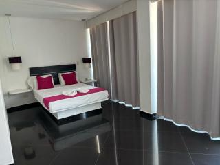 Hotel Riviera de Ricaurte - Ricaurte - 2