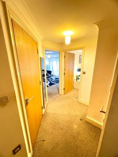 Birmingham City Centre Cozy 1BR with Projector - 3