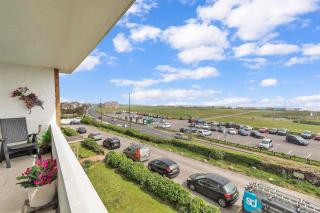 Ocean Stay With Direct Seaviews By My Getaways - Lancing - 0