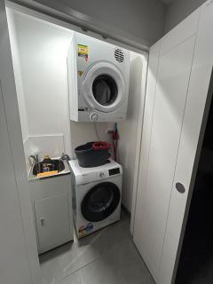 Modern coastal living with 5G & Netflix - Wollongong - 8