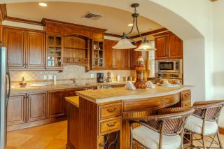 CR Luxury Montebello 1D 3 Bdrm - La Mona - 6