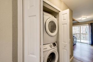 Bring a Pet Secluded Cobbly Nob Resort Home - Gatlinburg - 1