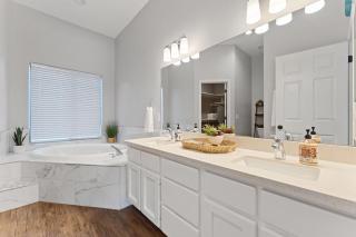 Beautiful Desert Oasis Villa with Pool - Yuma - 5
