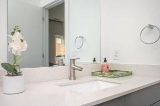 Luxury New 2B2B Private Balcony 542Blvd - Atlanta - 6