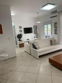Confortável apartamento próximo a praia em Riviera de São Lourenço - Bertioga - 1