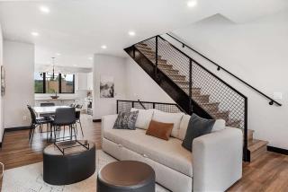 Luxury Alpine Abode - 1