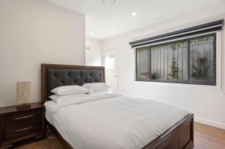 Cozy Kambah 1 Bedroom Near Shops & Parks - Kambah - 3