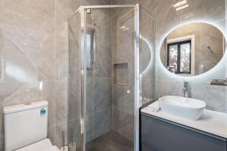 Cozy Kambah 1 Bedroom Near Shops & Parks - Kambah - 2