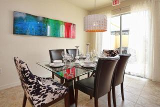 Charming Waterfront Townhome - 1954Cy - 2