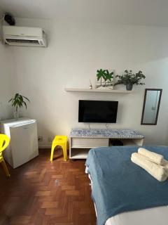 Comfort in Copacabana 2 blocks to the beach - Rio de Janeiro - 8