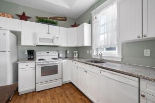 The Snowberry - 67 Butternut - 4