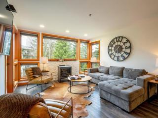 Greystone Lodge by Outpost Whistler - Whistler - 1