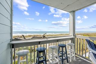 Direct Ocean Front 3BR/2BA Dog Friendly **OCEANFRONT** - Myrtle Beach - 8