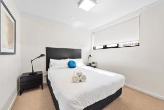 Spacious, Modern and Bright Apartment! Walk to CBD! - Brisbane - 3