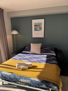 Serene 2 Bed CBD Retreat - 6