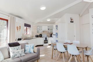 Snowdome 4 3 Poly Cow Lane - Jindabyne - 8