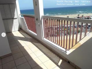 Beachfront 1st line 56 sqm 3-5 persons Delta-Muga Albatross - Empuriabrava - 4