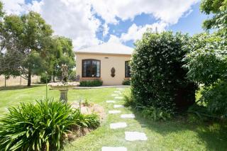 Thornleigh Cottage - 0