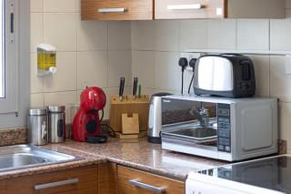 Classic Charm a Studio with Iconic Marina Views - Dubai - 4