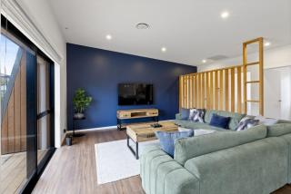 Family Friendly on Peasmoor - sleeps 8 - Queenstown - 0