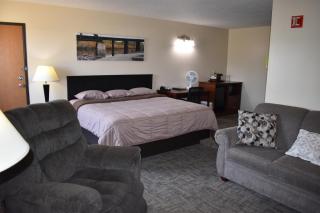 Heartland Hotel & Suites - Rock Valley - 2