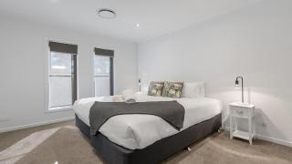 The Modern Vintage - 4