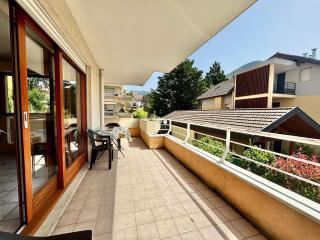 Agréable 2 pièces avec terrasse, parking, proche lac et commerces à Annecy - FR-1-432-6 - Annecy - 5