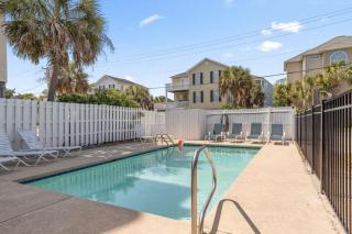 Lovely Updated Vacation Home*POOL* 3 BR*P138 - Myrtle Beach - 0