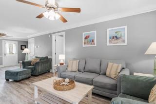 Lovely Updated Vacation Home*POOL* 3 BR*P138 - Myrtle Beach - 1
