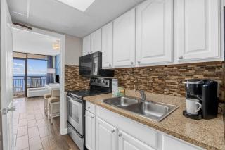 Oceanfront Fresh Reno*Extended Balcony*L145 - Myrtle Beach - 4