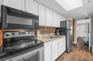 Oceanfront Fresh Reno*Extended Balcony*L145 - Myrtle Beach - 3