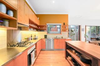 Charming Double Brick Brunswick Bungalow for 4 - Melbourne - 1