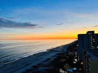 *ALL NEW & AWESOME VIEW*King Bed*Pools*Hot Tubs*Lazy River*M149 - Myrtle Beach - 5