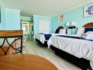*SEE DOLPHINS FROM YOUR BALCONY*Queen Beds*Pools*Hot Tubs++*H232 - Myrtle Beach - 6