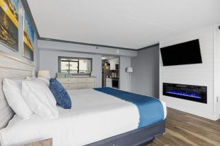 *BEACH, COMFY, SUNNY* *Great Pools, Hot Tubs, Lazy Rive & More*S44 - 7