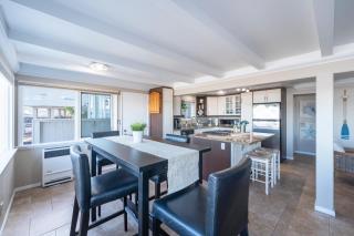 Coastal Bayside Condo Walkable to Sand Surf - Newport Beach - 6