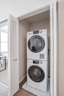 CozySuites Sky Central #4 - 2