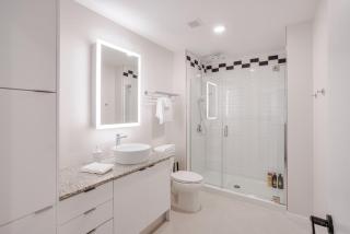 CozySuites Sky Central #4 - Cincinnati - 1