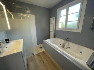 Grande maison avec jardin près de Tours - FR-1-381-620 - 8