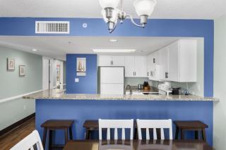 *UPdated Family BEACH Escape*Pools, Hot Tubs, More - Myrtle Beach - 2