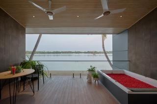 Lago Leisure Resort & Spa - Cherai Beach - 7